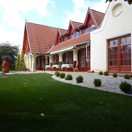 Juniperus Park Hotel Keşkemet Dış mekan fotoğraf