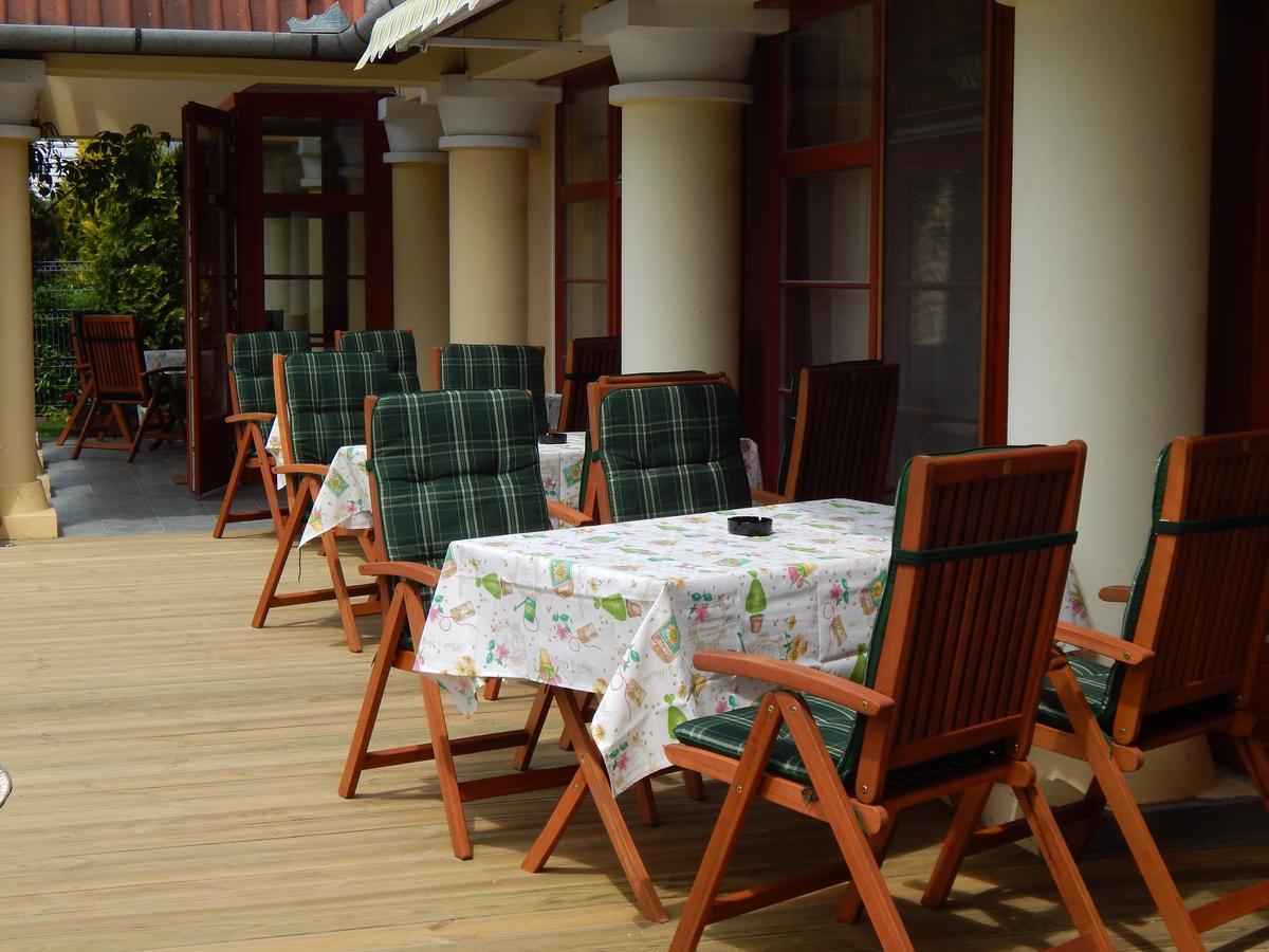 Juniperus Park Hotel Keşkemet Dış mekan fotoğraf