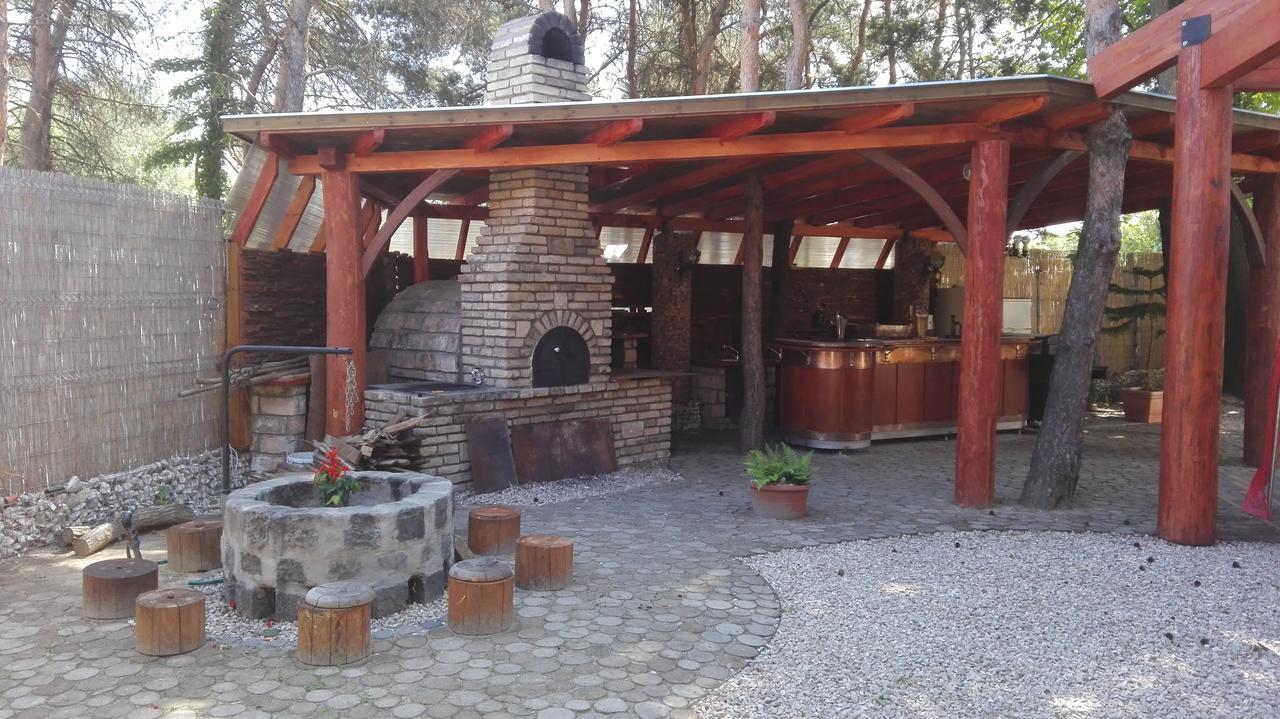 Juniperus Park Hotel Keşkemet Dış mekan fotoğraf